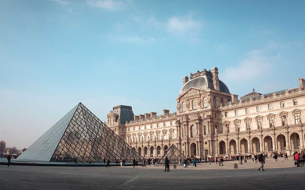 Louvre Museum